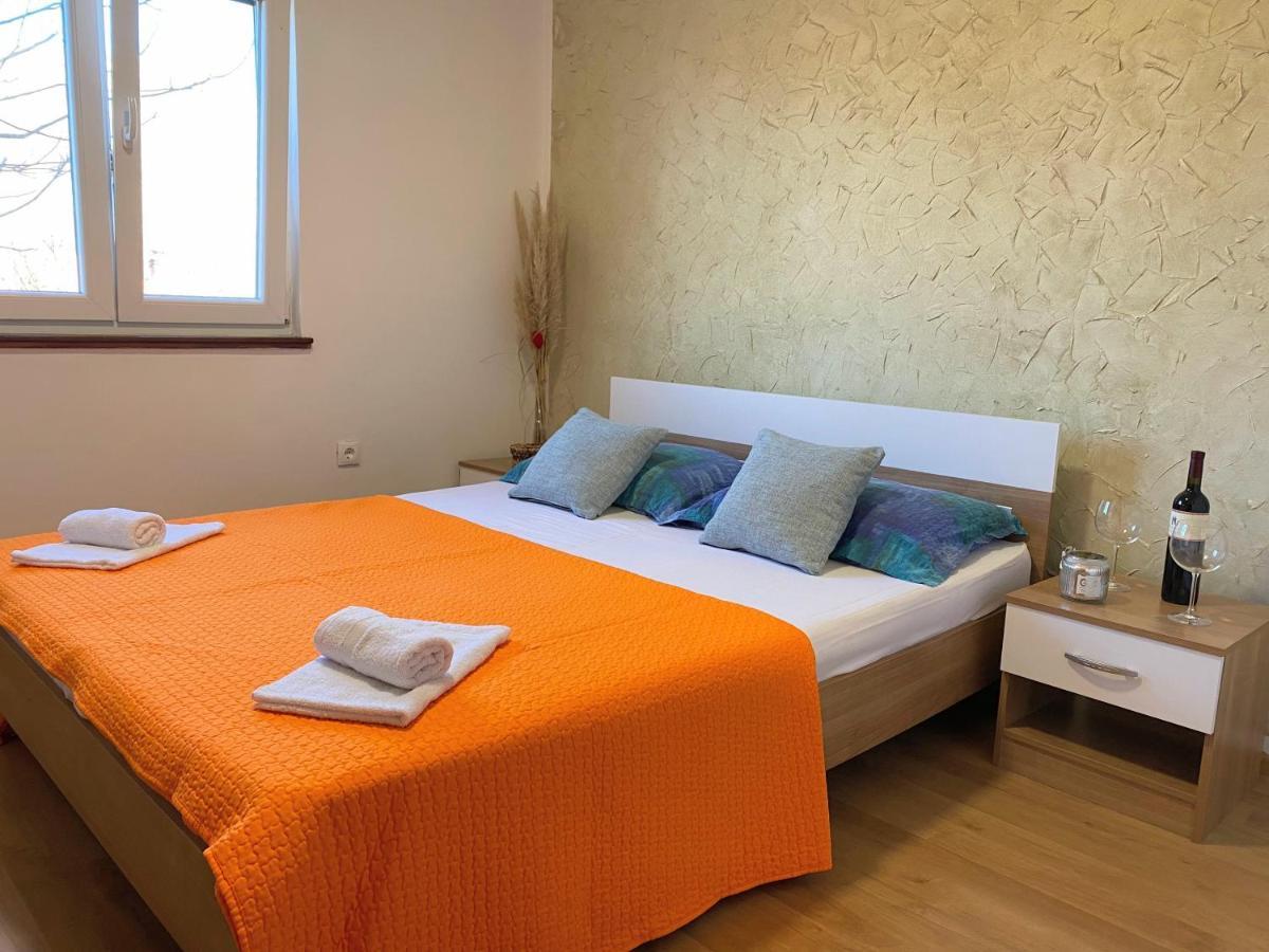 Villa Marie With Pool, Two Bedrooms For 4+2Kids Cavoglave Esterno foto