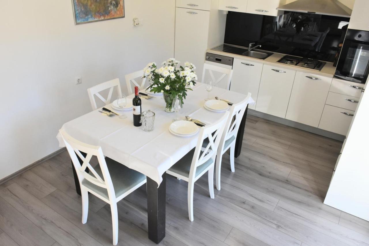 Villa Marie With Pool, Two Bedrooms For 4+2Kids Cavoglave Esterno foto