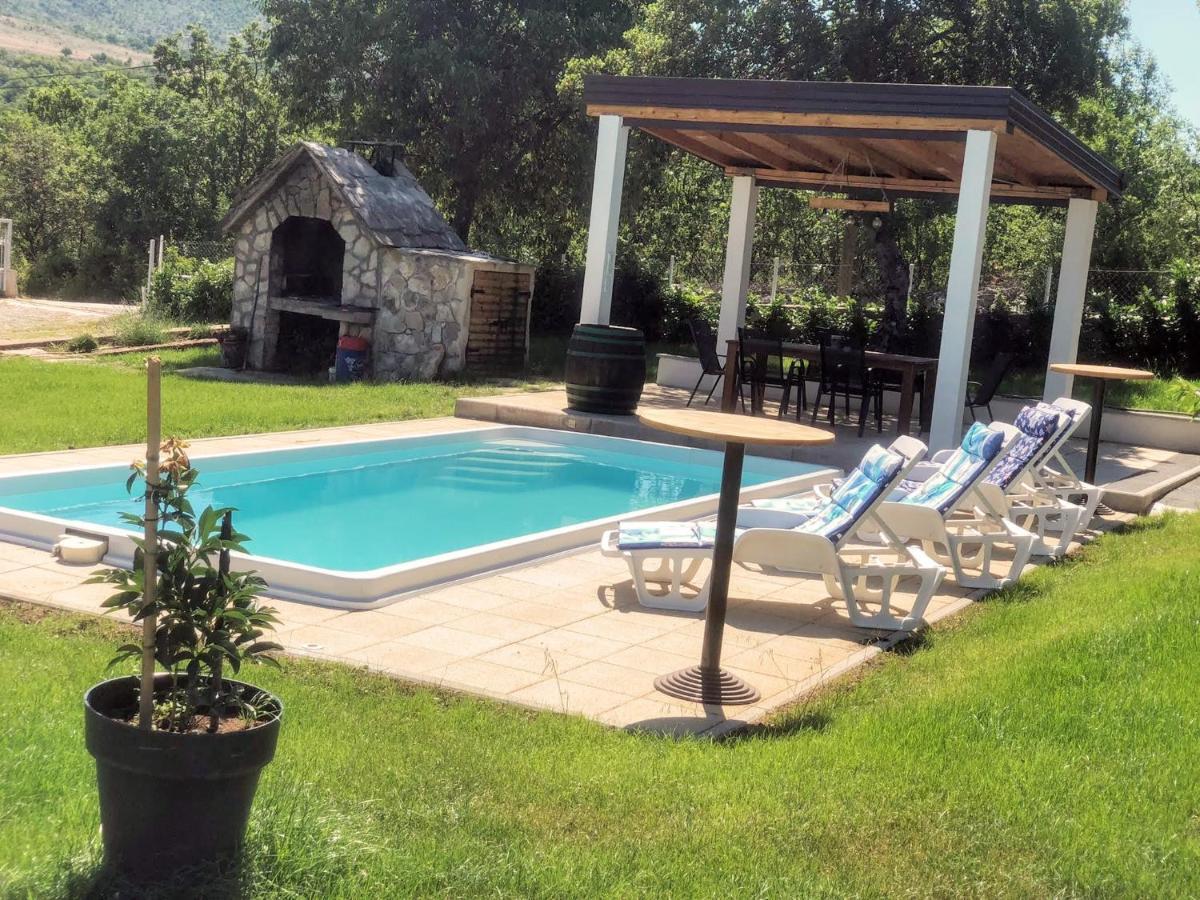 Villa Marie With Pool, Two Bedrooms For 4+2Kids Cavoglave Esterno foto