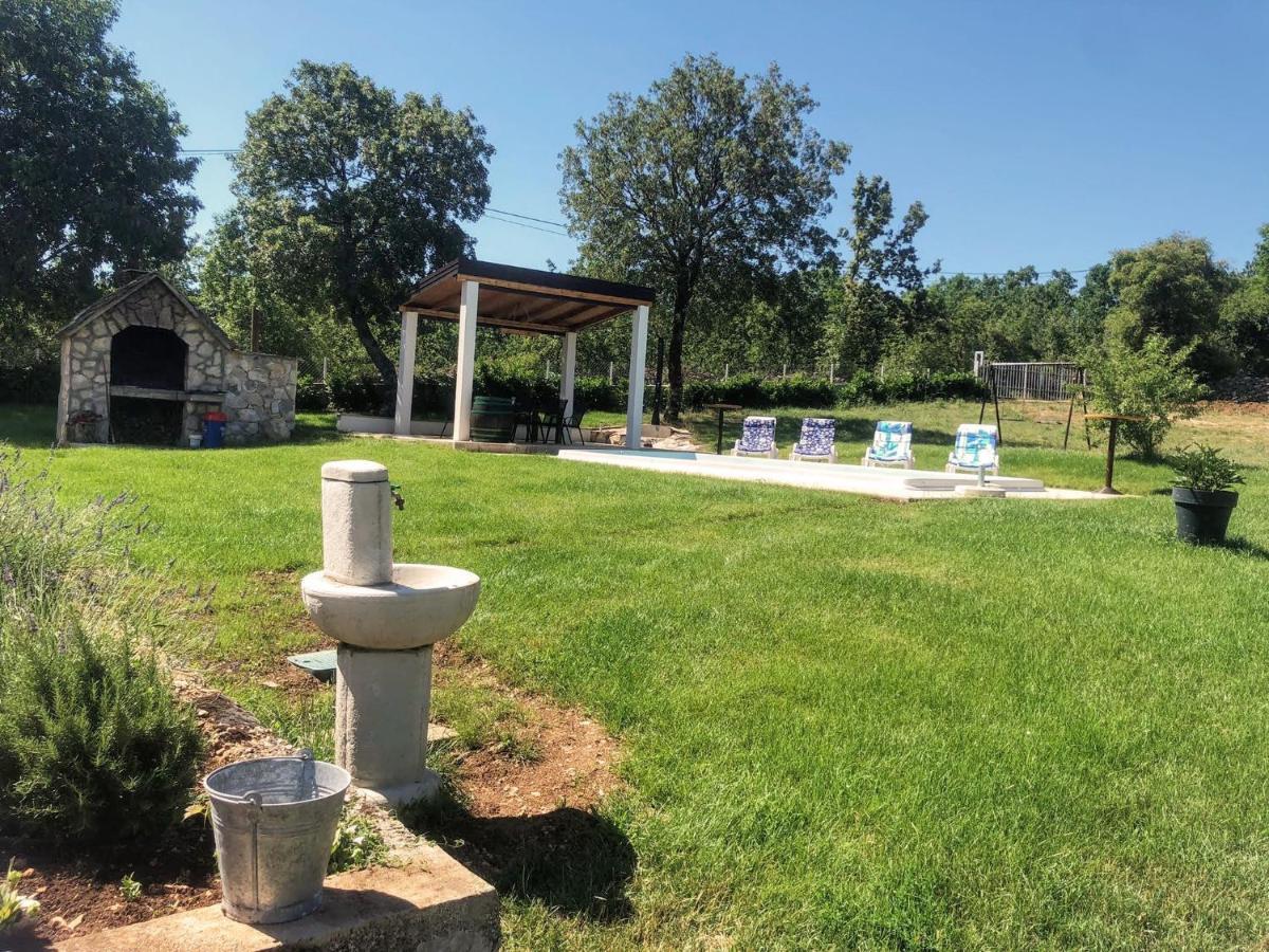 Villa Marie With Pool, Two Bedrooms For 4+2Kids Cavoglave Esterno foto